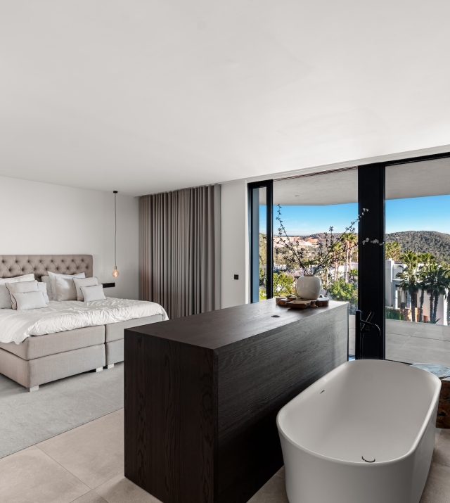 Resa Estates luxury vila Can Furnet modern Villa moderna bedroom 2.jpg